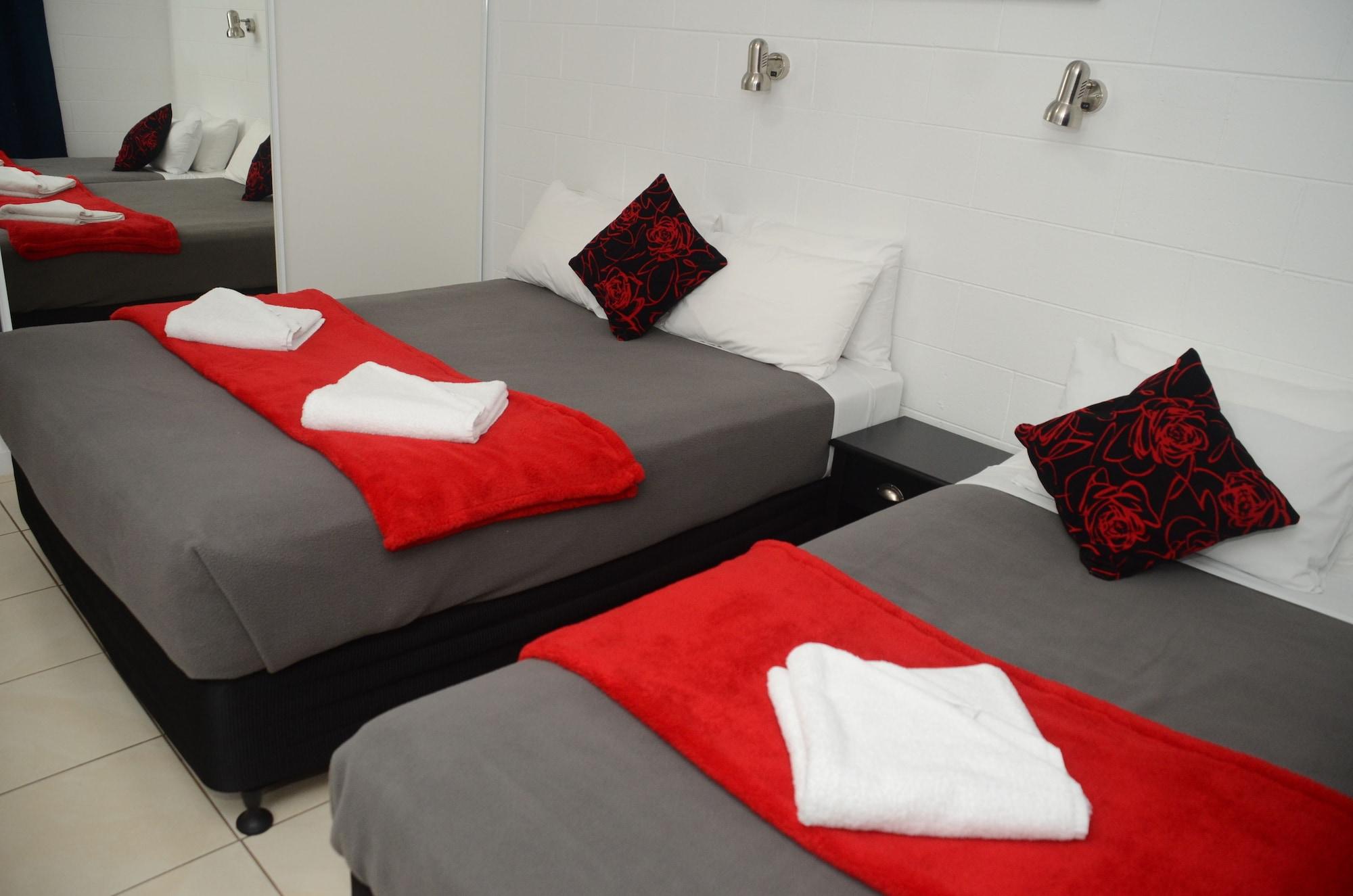 Capricorn Hotel Blackwater Esterno foto