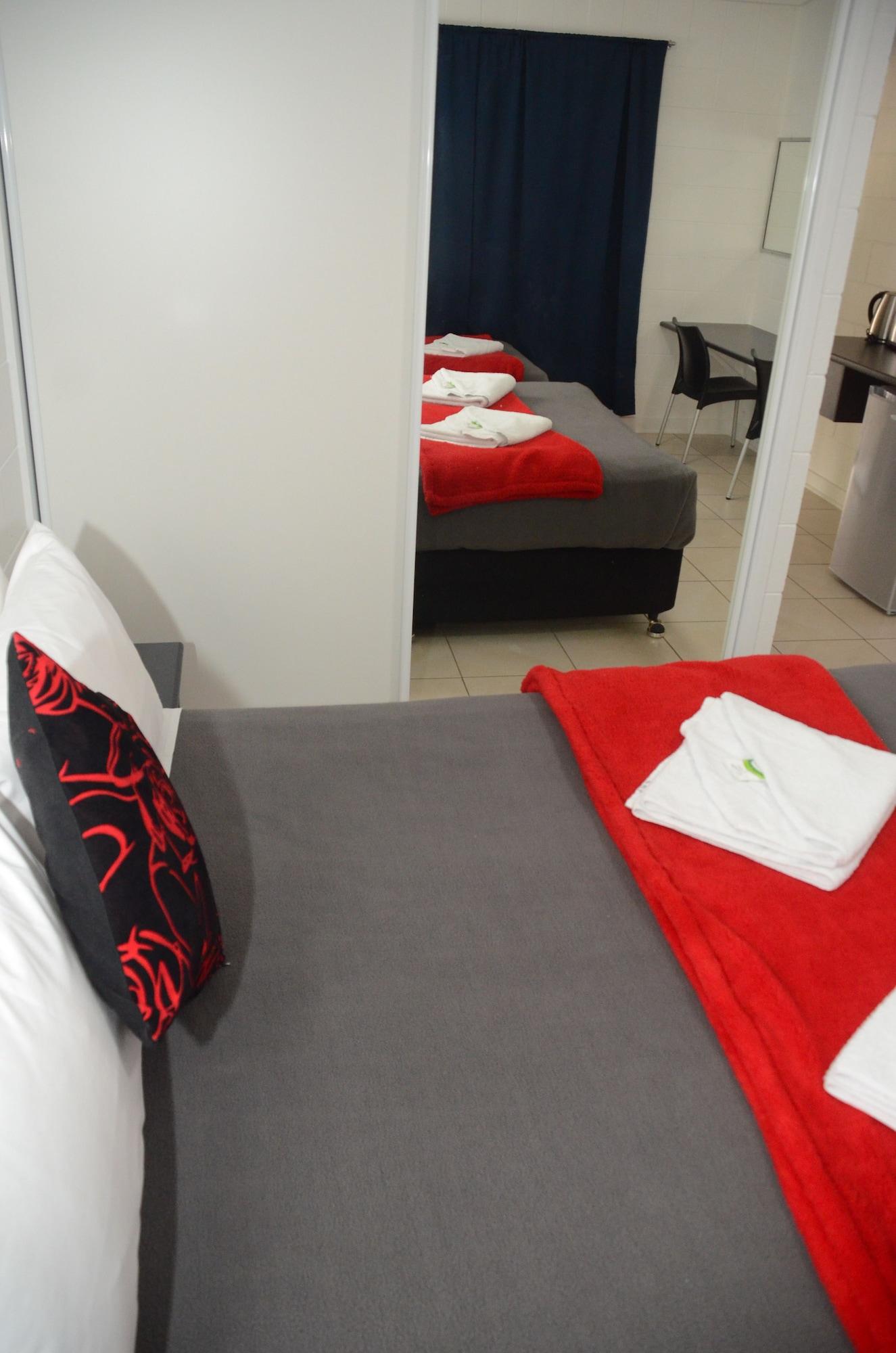 Capricorn Hotel Blackwater Esterno foto